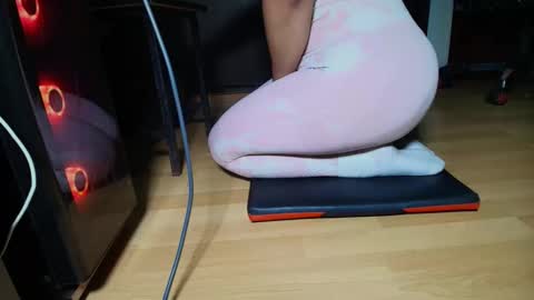 Camille  online show from November 20, 12:09 am