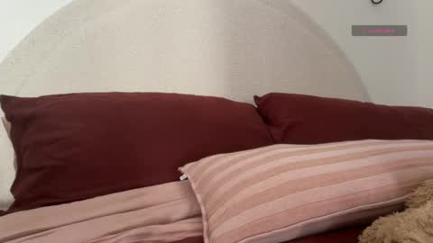 Isabella Ryder online show from April 22, 10:39 pm