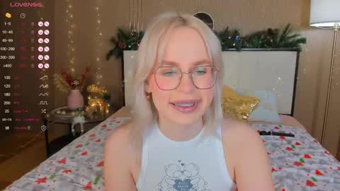 Bella online show from January 12, 1:34 am