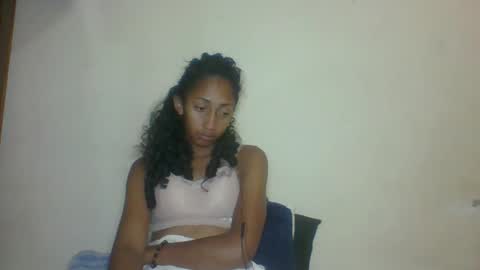 belle_annah online show from May 11, 2:45 pm