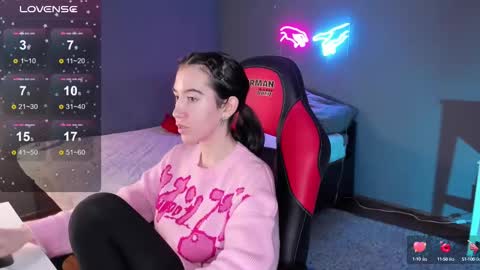 Snapshot of belle_via chatting on February 25, 5:51 pm Bella online show from February 25, 5:51 pm