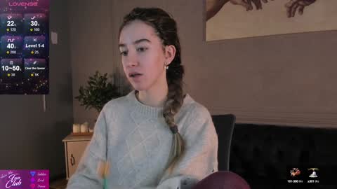 Snapshot of belle_via chatting on December 4, 1:14 pm Bella online show from December 4, 1:14 pm