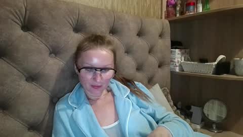 Amelia online show from November 23, 7:56 pm