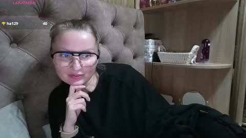 Amelia online show from March 3, 8:16 pm