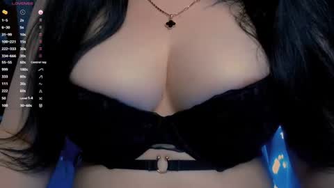 Hello I am kind friendly and cute girl online show from July 22, 10:01 pm