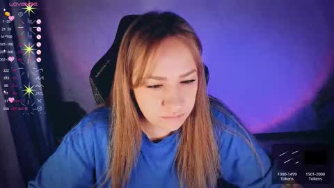 Your Annabelle Wolf  online show from October 21, 8:01 pm