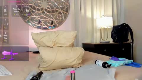 Belinda online show from October 25, 7:47 pm