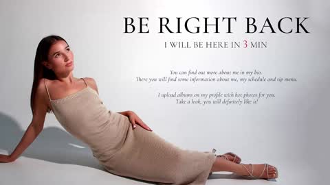 Snapshot of bellla_haddid chatting on January 15, 3:33 am Bella online show from January 15, 3:33 am