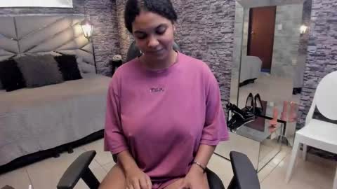 Belly online show from December 1, 1:20 pm