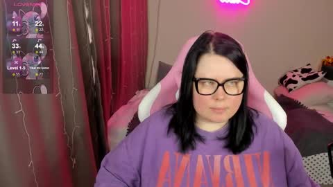 LinaBoo online show from March 31, 7:31 am