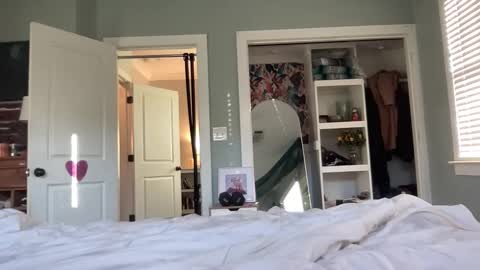 bendlikebecks online show from January 16, 2:04 pm