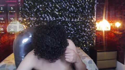 BENJAMIN online show from March 12, 9:35 pm