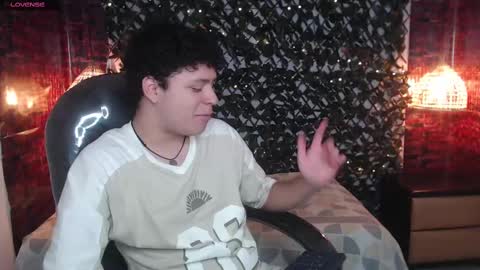 BENJAMIN online show from March 10, 8:01 pm