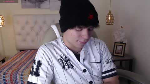 BENJAMIN online show from January 25, 7:49 pm