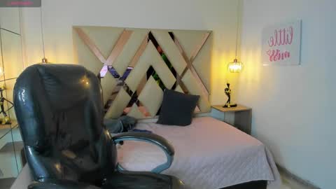 BENJAMIN online show from September 28, 7:45 pm