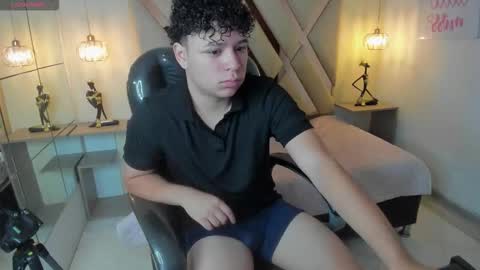 BENJAMIN online show from September 25, 7:43 pm