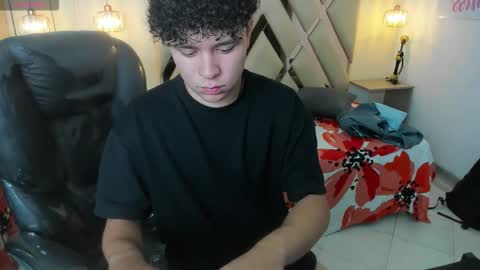 BENJAMIN online show from September 18, 8:24 pm