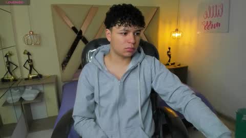 BENJAMIN online show from November 5, 8:22 pm