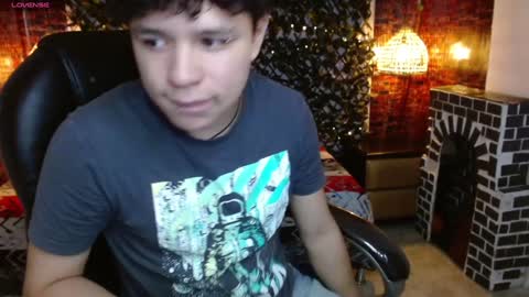 BENJAMIN online show from February 4, 7:55 pm