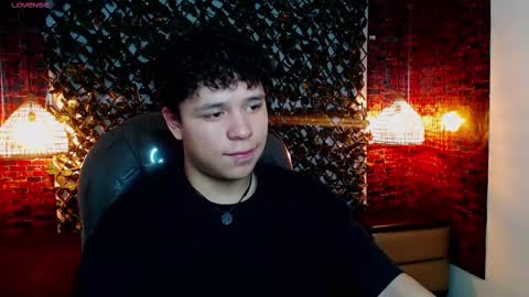 BENJAMIN online show from February 20, 8:03 pm