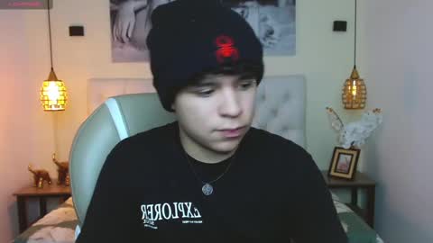 BENJAMIN online show from February 18, 11:41 pm