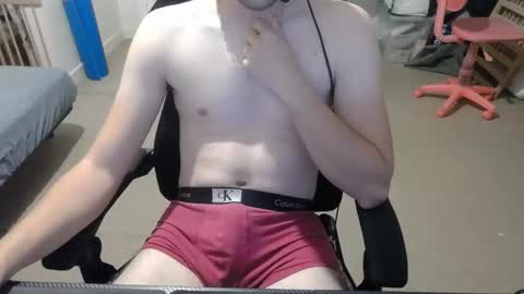 Snapshot of benjifrenchifirst chatting on October 16, 5:34 pm Benjifrenchi online show from October 16, 5:34 pm