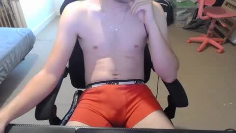 Snapshot of benjifrenchifirst chatting on October 21, 3:48 pm Benjifrenchi online show from October 21, 3:48 pm