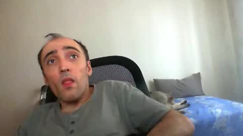 bentish online show from October 12, 8:40 am