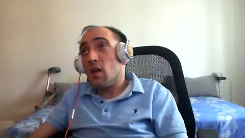 bentish online show from November 29, 9:17 am