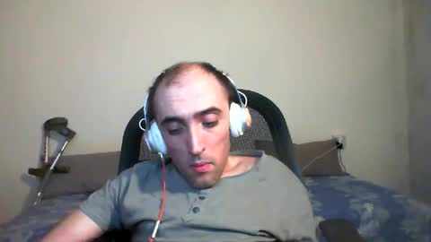 bentish online show from October 15, 4:19 pm