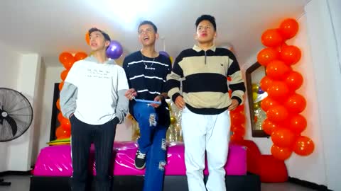 benz boys online show from March 11, 12:06 pm