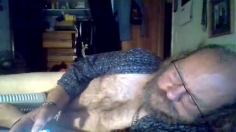 bergeeric1970 online show from October 17, 4:49 am