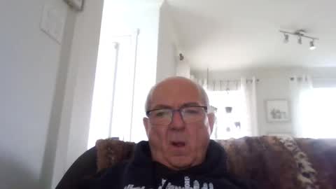 bernard1102 online show from October 26, 3:55 pm