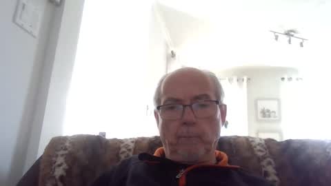 bernard1102 online show from October 19, 6:23 pm