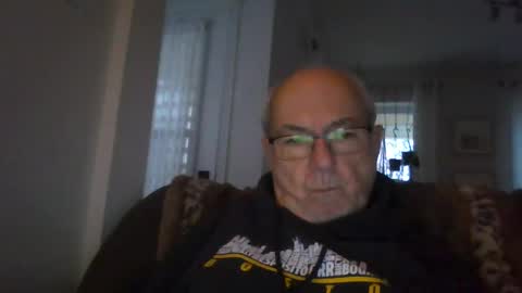 bernard1102 online show from October 11, 11:04 am