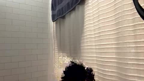 berriess_ online show from March 31, 11:32 am