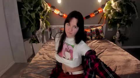 Violette online show from October 20, 8:25 pm