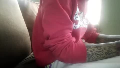 ToxicPipe757 online show from April 6, 1:23 pm