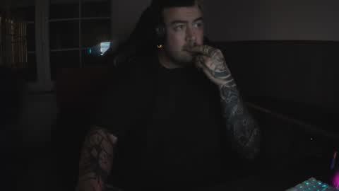 berto3389 online show from April 6, 11:17 pm