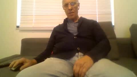 besi620901 online show from February 27, 3:26 pm