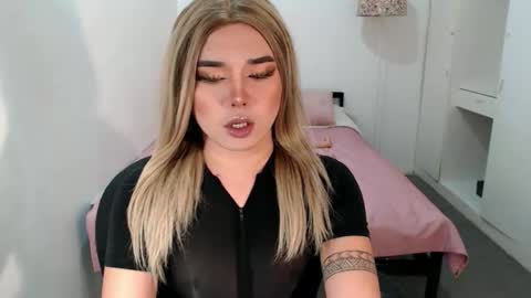 Snapshot of bestgirljulia chatting on September 9, 2:55 am bestgirljulia online show from September 9, 2:55 am