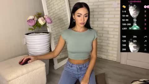 Teya online show from October 2, 2:05 pm