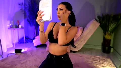 Betty online show from October 3, 4:21 am