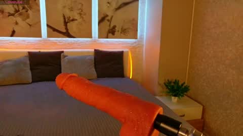 Betty online show from April 3, 8:27 pm