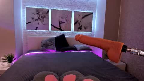 Betty online show from October 13, 8:55 pm