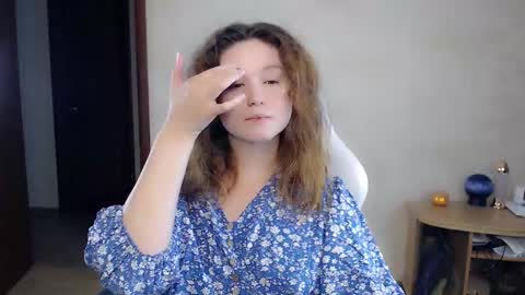 Betty online show from October 9, 9:09 pm