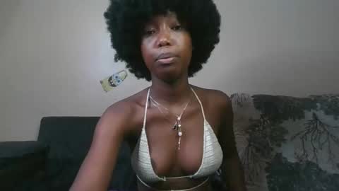 beverly_girl_1 online show from March 5, 6:33 am