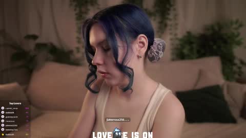 Eliz online show from December 21, 1:56 am