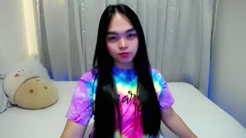 Snapshot of bhabytrans69 chatting on January 16, 11:27 pm BHABY 3 online show from January 16, 11:27 pm