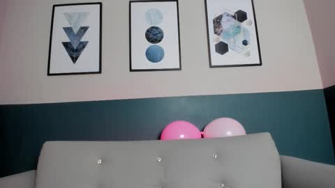   online show from October 15, 12:28 pm